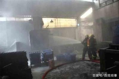 中山一工廠突然起火,男工人因忙于救火,竟將6歲兒子遺留廠區(qū)!