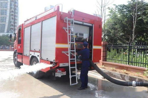 開發(fā)區(qū)大隊香江路消防救援站積極開展執(zhí)勤車輛器材性能測試